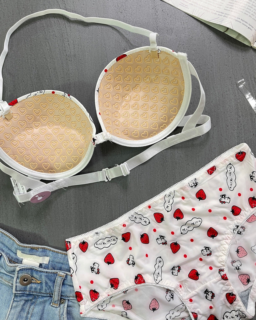 Kitty Print Front Open 4-in-1 Push Up Bra & Panty Set – Pack of 3